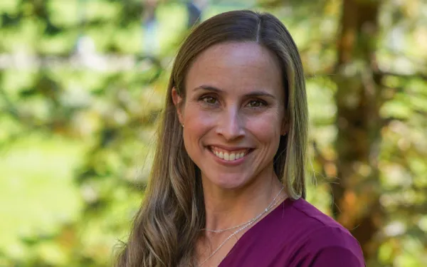 Photo of Dr. Jana Houser