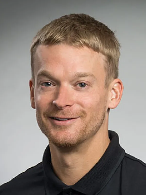 Brett Gregory